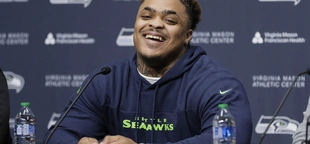 Position switch back in high school pays off for Seahawks’ first-rounder DT Byron Murphy II