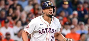 Astros' Jose Abreu getting sent to A-ball after tumultuous start to season