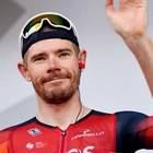 Rowe to retire a year early from cycling