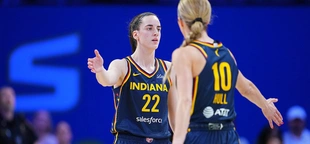 Fever rookie Caitlin Clark stuns in WNBA debut before sellout crowd: 'You couldn’t ask for a better game'