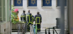 French police kill armed man suspected of setting fire to synagogue