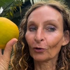 Woman reveals what happened to her body after only consuming orange juice for 40 days