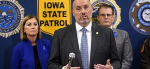 Iowa investigator’s email says athlete gambling sting was a chance to impress higher-ups and public