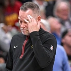 Nuggets' Michael Malone screams in ref's face, Jamal Murray tosses heat pack as Denver drops Game 2