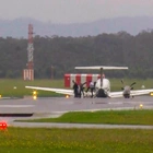 Small plane lands safely in Australia without landing gear