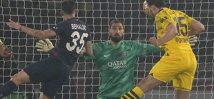 Borussia Dortmund reaches Champions League final by beating PSG 1-0 on Hummels header