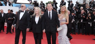 Faye Dunaway and her son hit the 2024 Cannes Film Festival red carpet
