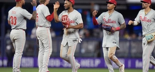 Bryson Stott’s bases-clearing triple keys MLB-best Phillies’ 8-3 win over Marlins