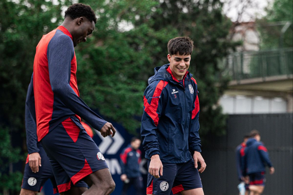 Estudiantes de la Plata hosts San Lorenzo in Torneo Clausura
