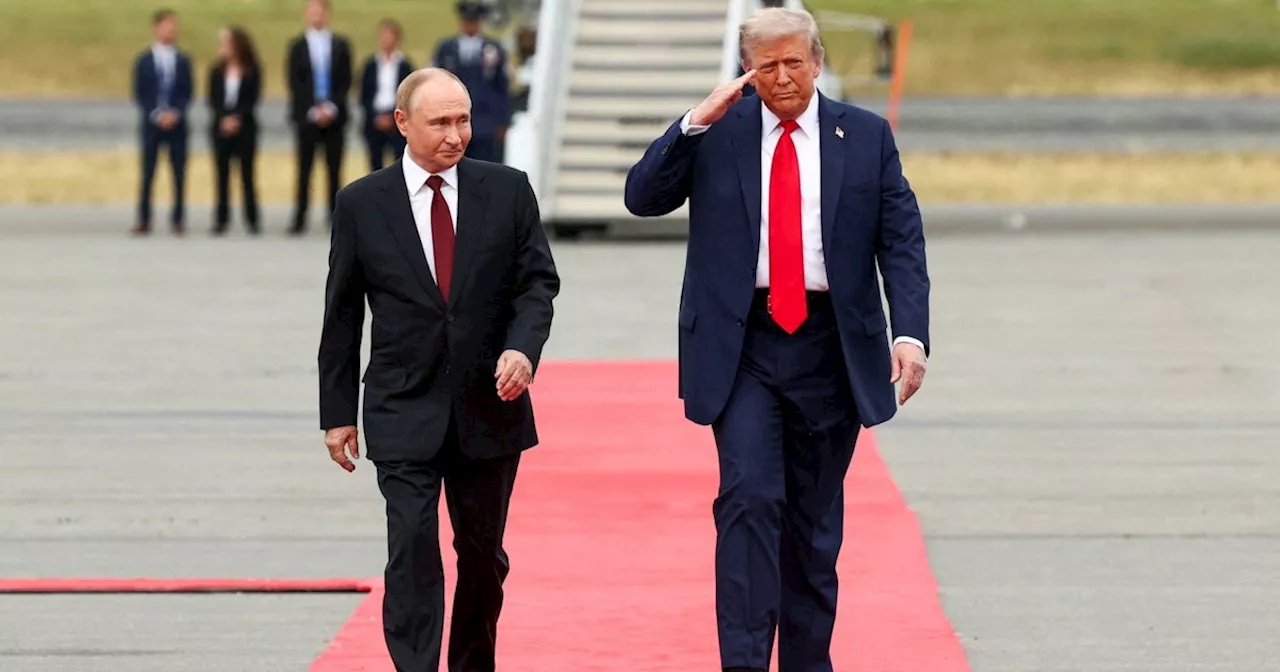 Trump setzt Sanktionen und Strafzölle gegen Russland vorerst aus