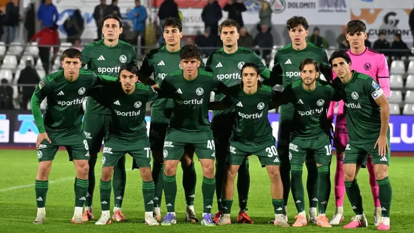 La Dolomiti Bellunesi schierata in Coppa Italia (Foto Beppe De Zanet)