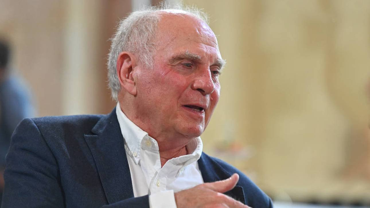 Hoeneß Criticizes Rummenigge Over Public Stance on Max Eberl