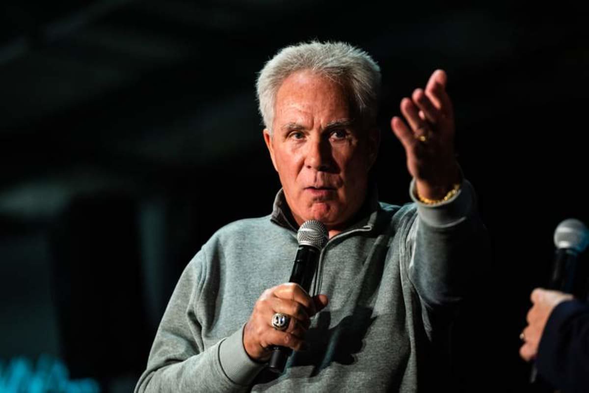 NASHVILLE, TENNESSEE – OCTOBER 27: Darrell Waltrip speaks during the Nashville Fairgrounds Speedway Hall Of Fame 2021 Induction Ceremony at The Fairgrounds Nashville on October 27, 2021 in Nashville, Tennessee. (Photo by Keith Griner/Getty Images) ©Getty Images