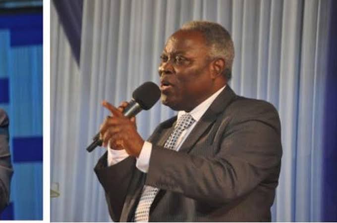 11 years After Pastor Kumuyi Lost His First Wife, See ...