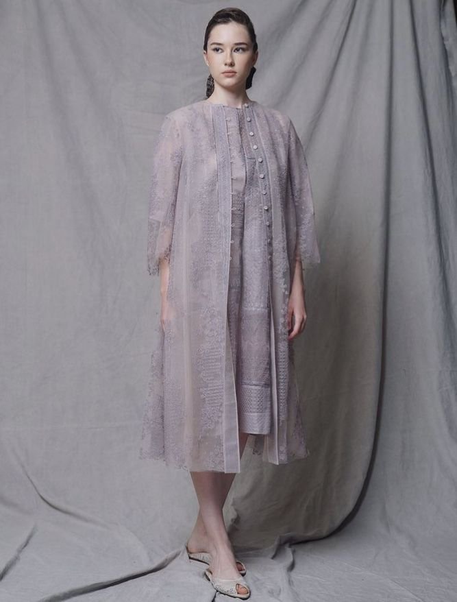 10 Model Baju Pesta 2022 untuk Tampil Trendi dan Fashionable