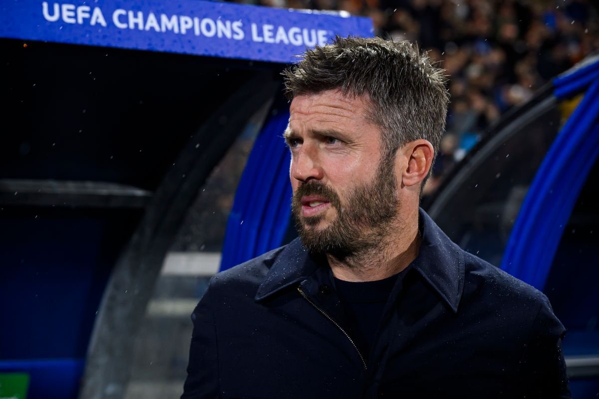 COMO, ITALY - OCTOBER 21: Michael Carrick Head Coach of Manchester United reacts during the UEFA Champions League 2026/27 League Phase MD3 match between Como 1907 and Manchester United at Giuseppe Sinigaglia Stadium on October 21, 2026 in Como, Italy. (Photo by Stefano Guidi/Getty Images)