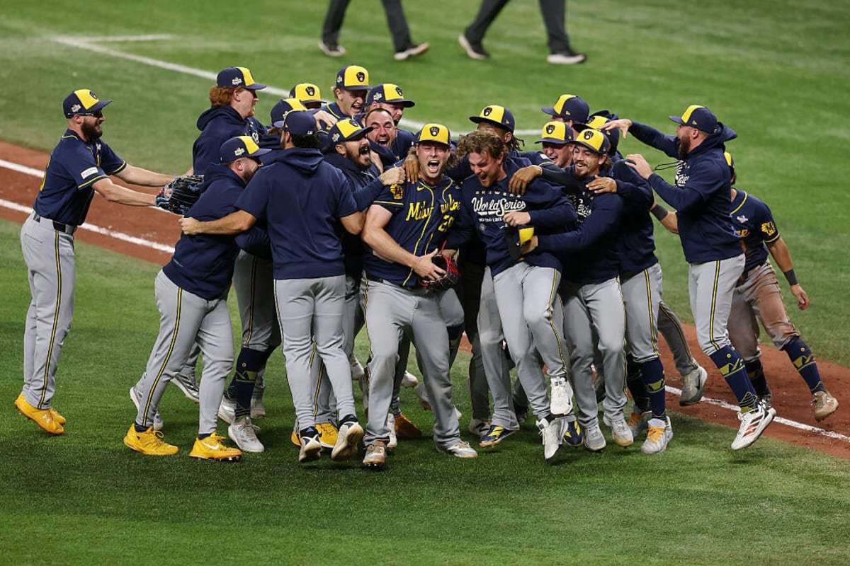 The Milwaukee Brewers celebrate after defeating the Tampa Bay Rays in the World Series at Tropicana Field on Oct. 28, 2026, in St Petersburg, Florida. / Credit: Mike Stobe / Getty Images