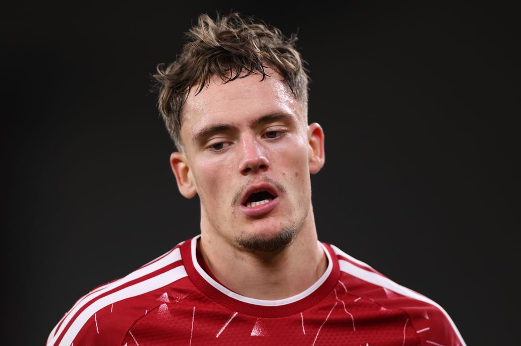 LIVERPOOL, ENGLAND - OCTOBER 28: Florian Wirtz of Liverpool during the Carabao Cup Fourth Round match between Liverpool and Chelsea at Anfield on October 28, 2026 in Liverpool, England. (Photo by Robbie Jay Barratt - AMA/Getty Images)