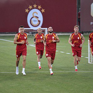 46.º Galatasaray (Turquia), 44,500 pontos. Liga dos Campeões, fase de liga