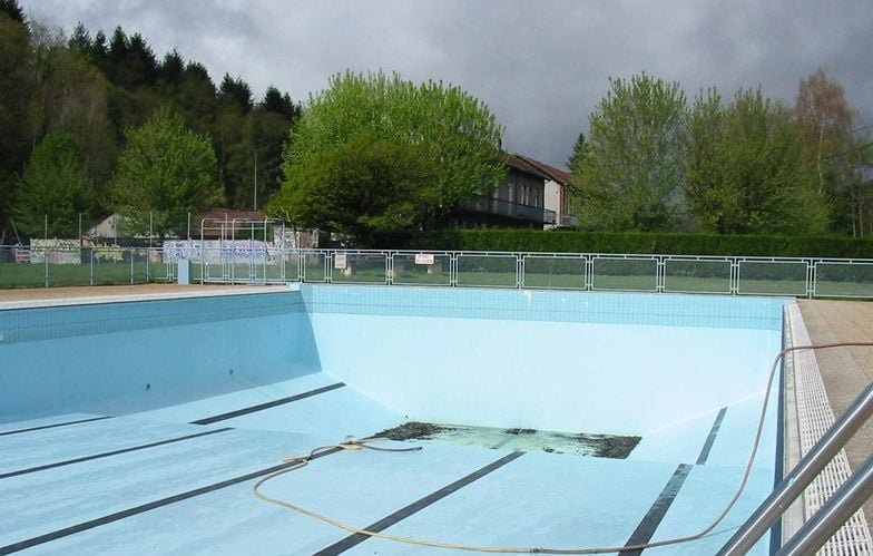 Un bassin de natation doit respecter des dimensions précises pour pouvoir accueillir des compétitions officielles. (Photo d’illustration)