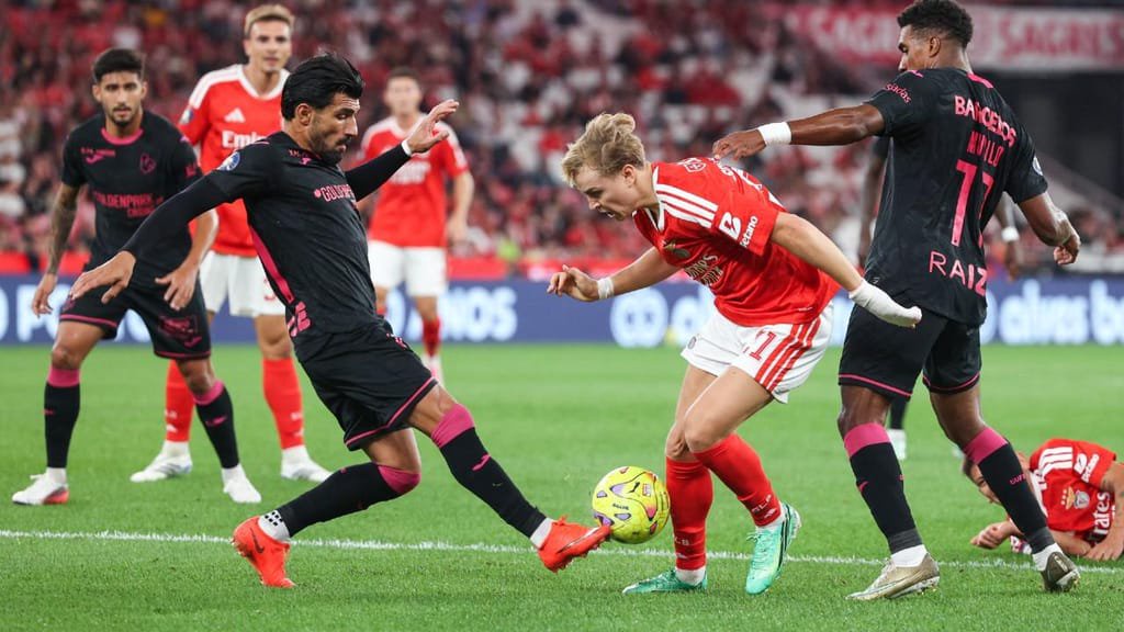Taça da Liga: Schjelderup no Benfica-Gil Vicente (MIGUEL A. LOPES/LUSA)