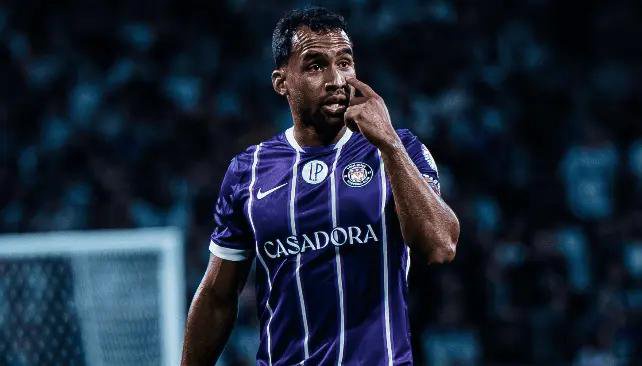 Carton rouge oublié et penalty réclamé : notre analyse arbitrale de TFC - ESTAC