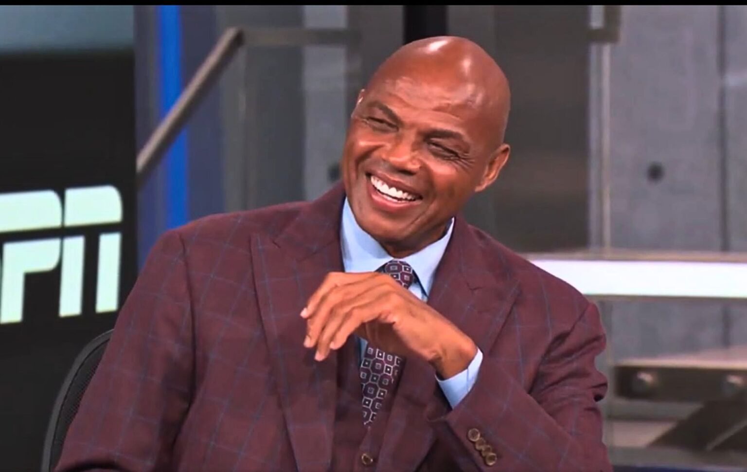 Charles Barkley hilariously gets the team wrong for one player three times. Mandatory Credit: Oh No He Didn't - X