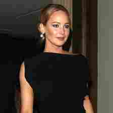 LONDON, ENGLAND - OCTOBER 08: Jennifer Lawrence is seen leaving The May Fair Hotel on October 08, 2022 in London, England. (Photo by Ricky Vigil M/GC Images)