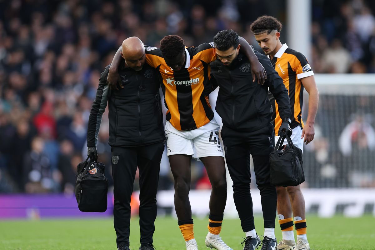 Robinio Vaz limped out of Saturday's defeat at Fulham