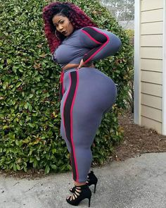 Chrisy Chris • 901| ATL on Instagram: “#Mood : If I don't at least MEET my future hubby this year I'm getting a #GIRLFRIEND next year 🤷🏽♀️”
