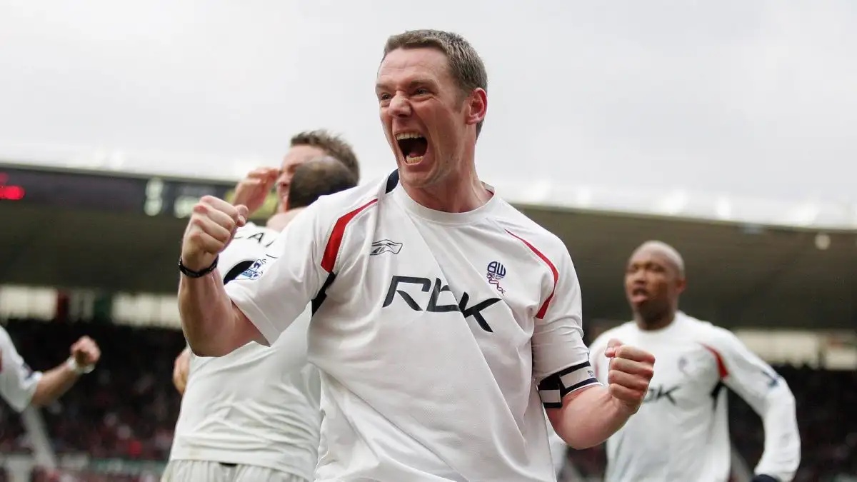 KEVIN NOLAN CELEBRATES MIDDLESBROUGH V BOLTON MIDDLESBROUGH V BOLTON RIVERSIDE STADIUM MIDDLESBROUGH ENGLAND 19 April 2008