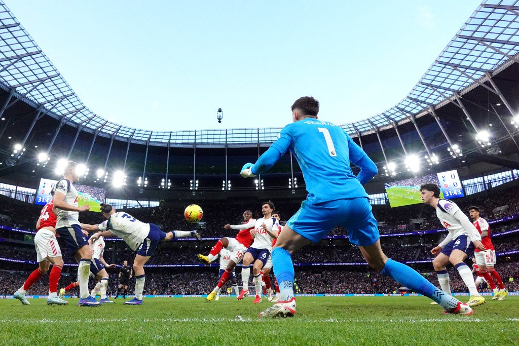 Tottenham Hotspur v Arsenal - Premier League