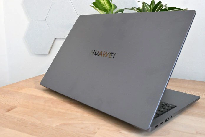 Huawei MateBook D 16 laptop hands-on review Stuff - lid logo