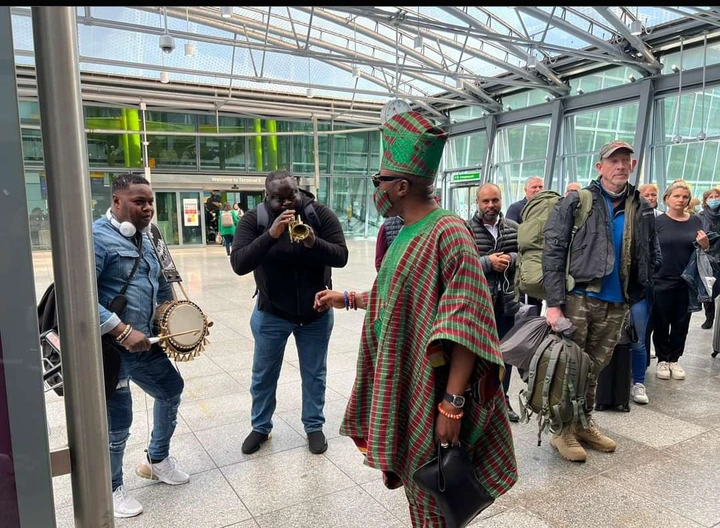 VIDEO: Yoruba People Welcomes Oluwo to London to Promote The Culture 040fbebe84934192b3f6fcffaa409303?quality=uhq&format=webp&resize=720