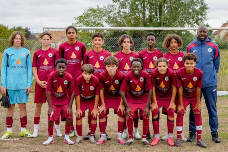 L'équipe U15 encadrée par Omar Konte.