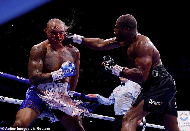 Their first fight in May was a brutal affair, with the contest being stopped in the 11th round
