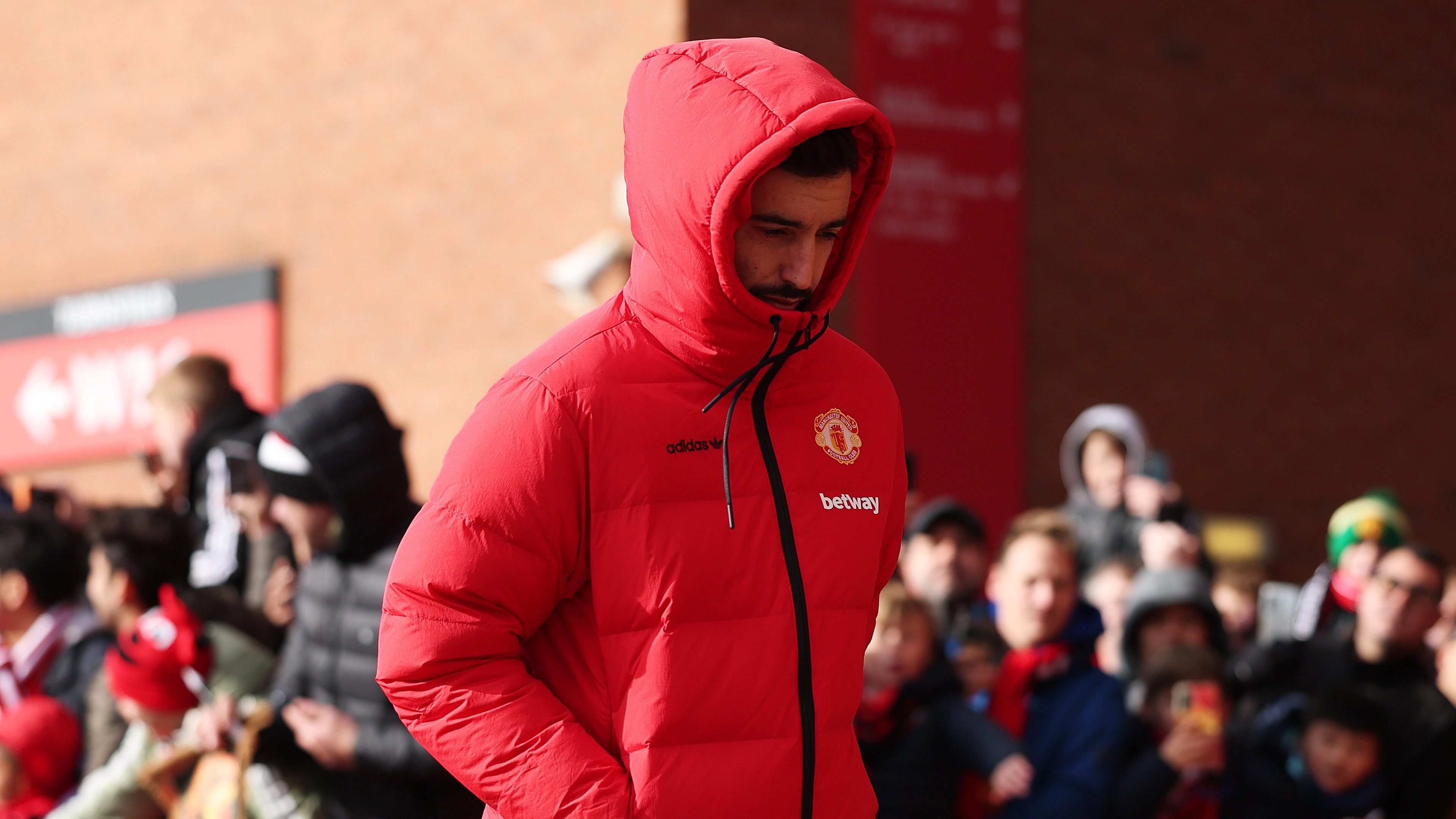 Bruno Fernandes' social media activity after being dropped by Michael Carrick for Man Utd vs Bournemouth is going viral