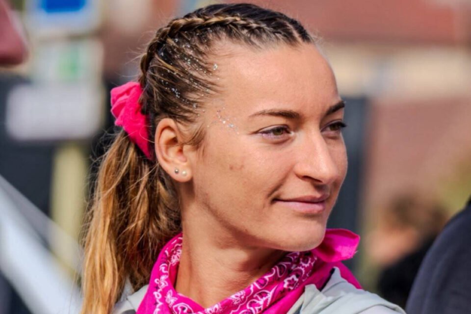 Valentine Chapelotte concilie les vies d'enseignante, athlète et bénévole. Désormais, elle est devenue ambassadrice des sports de la Ville de Dole.