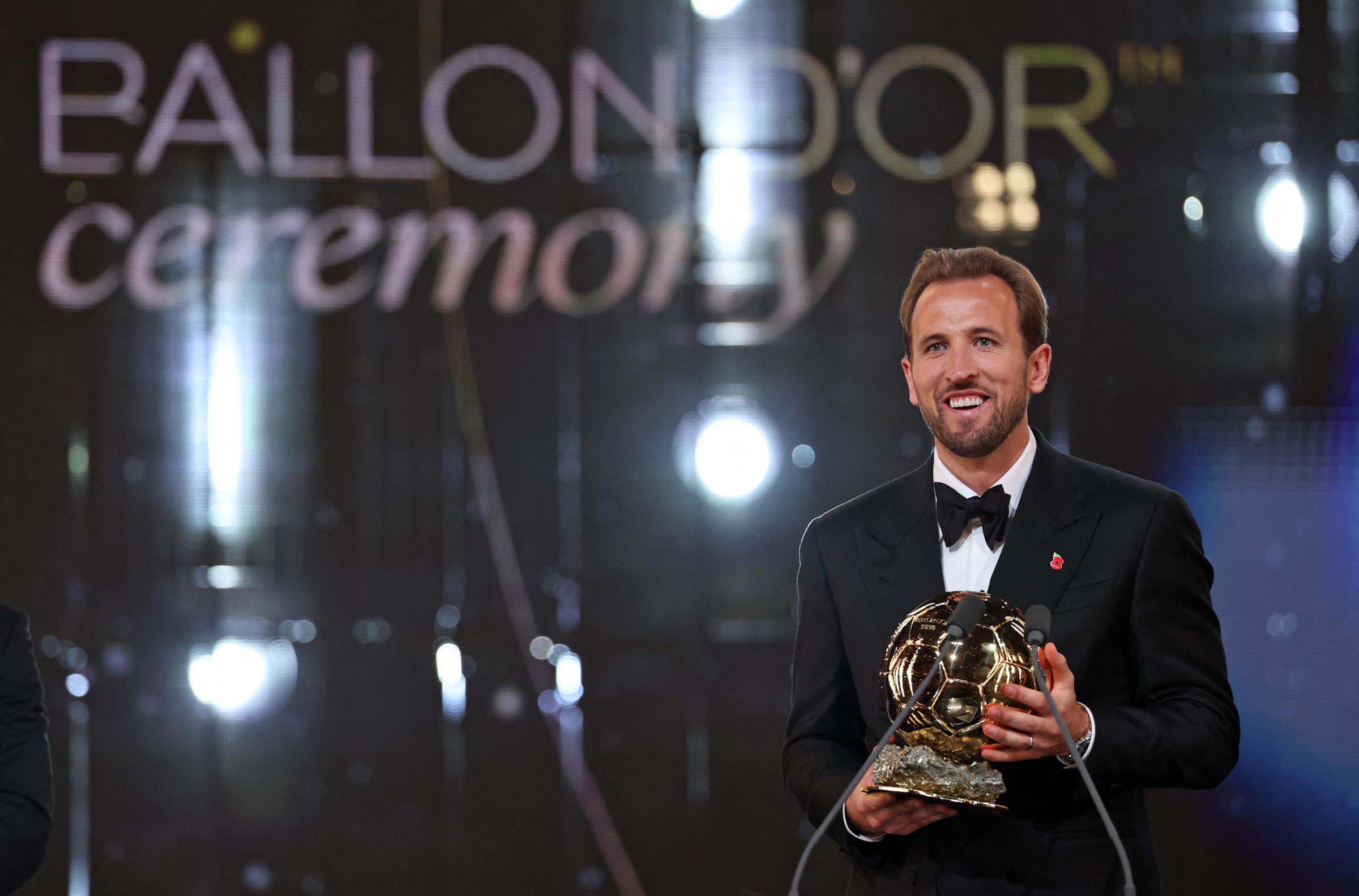 Harry Kane reacts to winning the 2026 Ballon d’Or