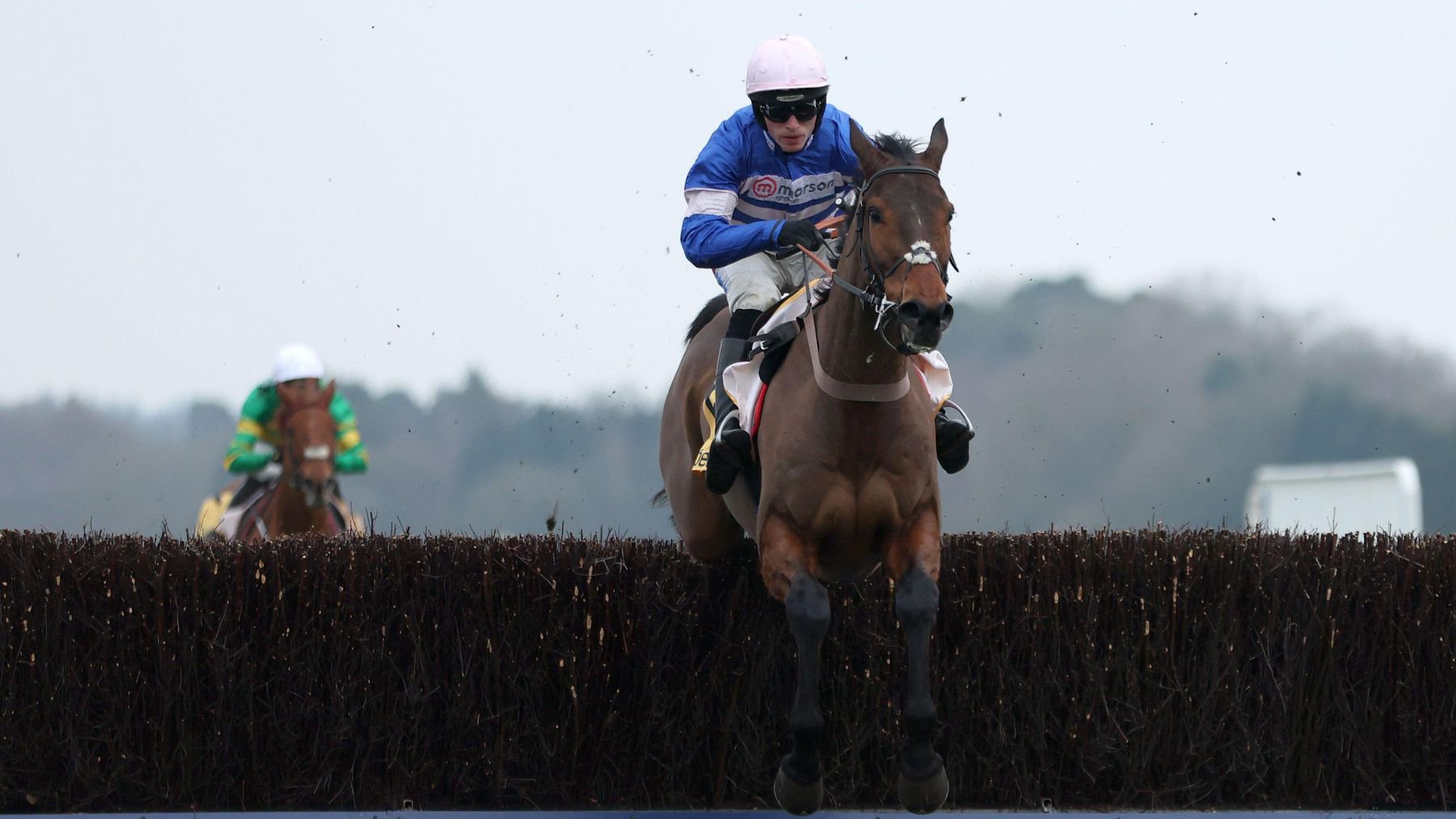 Pic D'Orhy has Corbetts Cross trailing in his wake