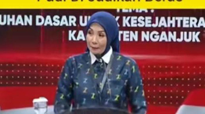 Ita saat debat Pilbup Nganjuk