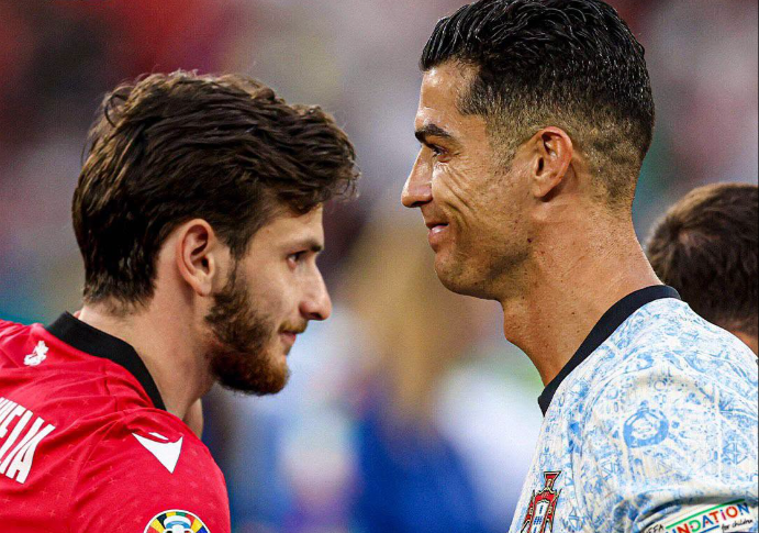 Ronaldo feels sorry for PSG star Kvaratskhelia after ACL injury