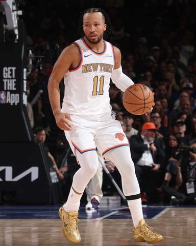 Jalen Brunson #11 of the New York Knicks dribbles the ball during the game against the Philadelphia 76ers on Oct. 20, 2026 at Madison Square Garden.Credit: Nathaniel S. Butler/NBAE via Getty