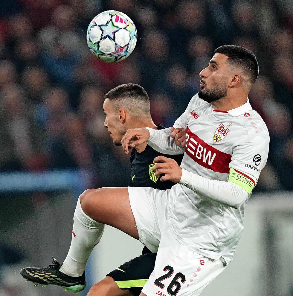 Duell um den Ball: Madrids Alejandro Grimaldo (l.) und Stuttgarts Deniz Undav.  | Foto: IMAGO/DeFodi Images