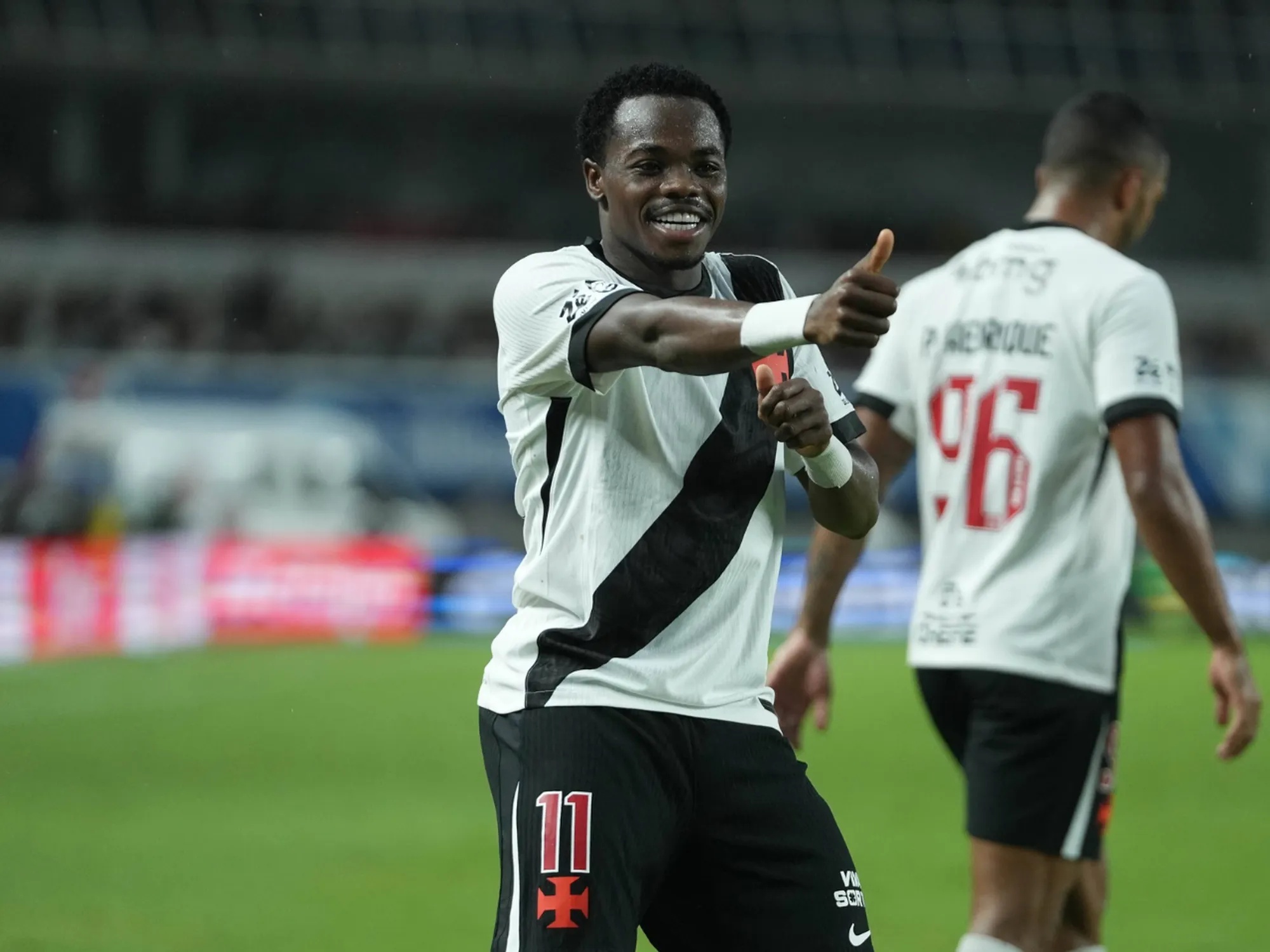 Bournemouth hold 'initial talks' over swoop for Colombia international