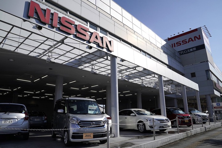 A Nissan dealership where people go to get a Nissan tune-up on their cars.