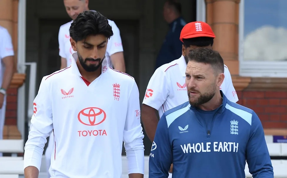Brendon McCullum (right) selects Shoaib Bashir for the first time since injuring his finger against India last year
