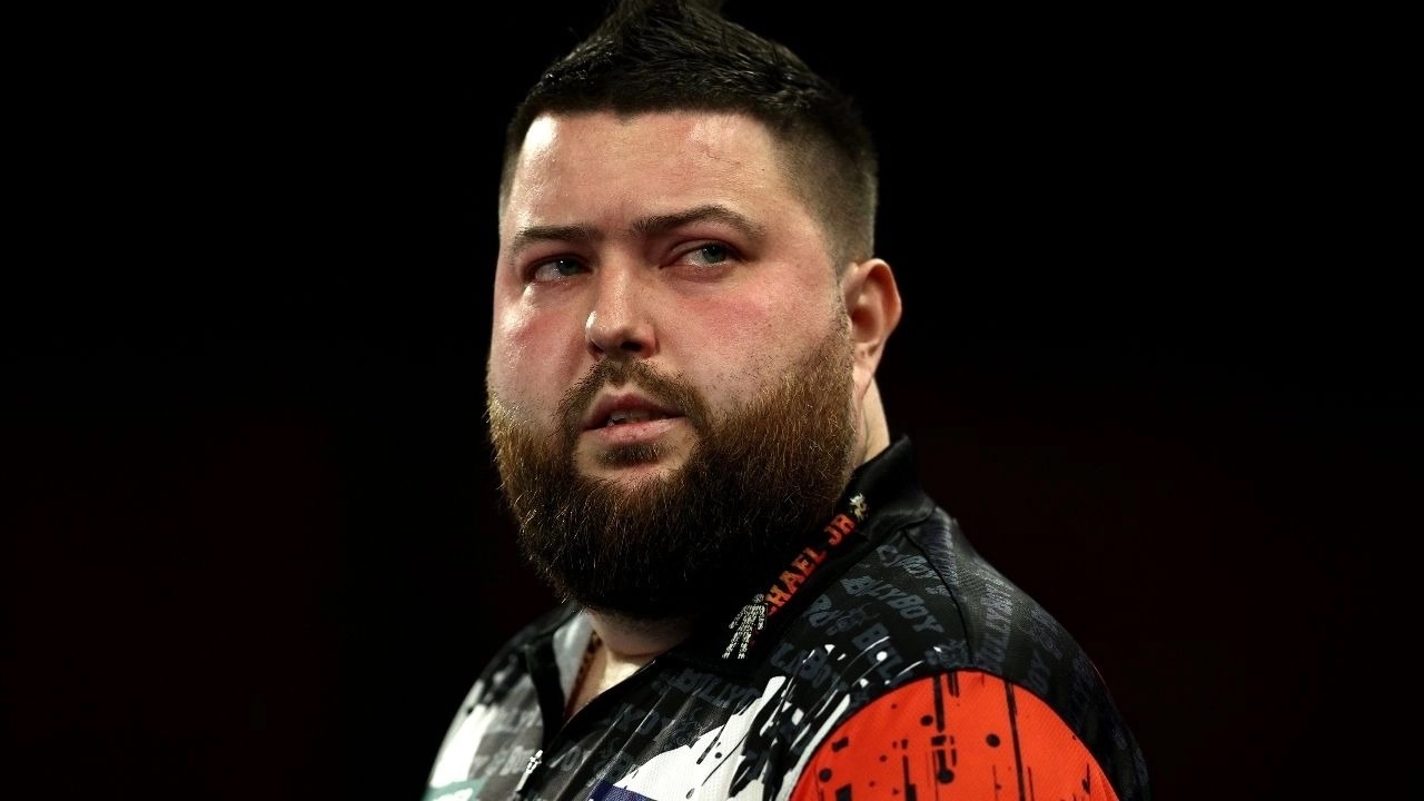 Michael Smith and two other champions are still battling to avoid unwanted World Darts Championship scenario