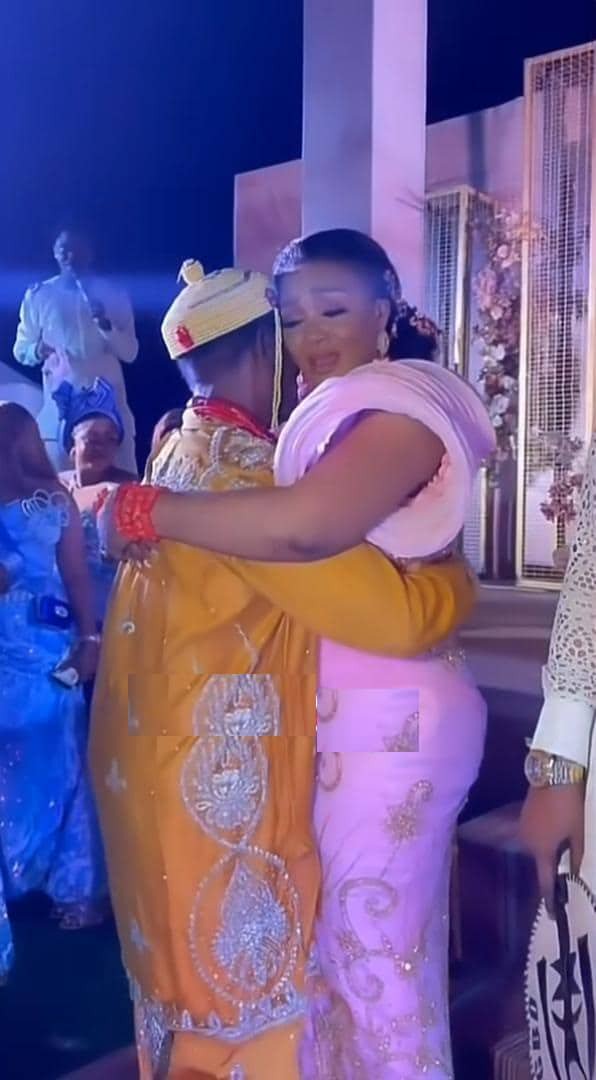 Peggy Ovire tears up as she dances with father on her wedding (Video)