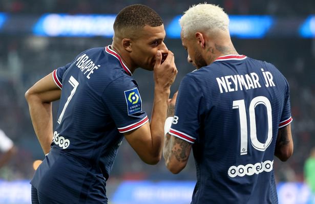 There appears to be tension between Mbappe and Neymar at PSG